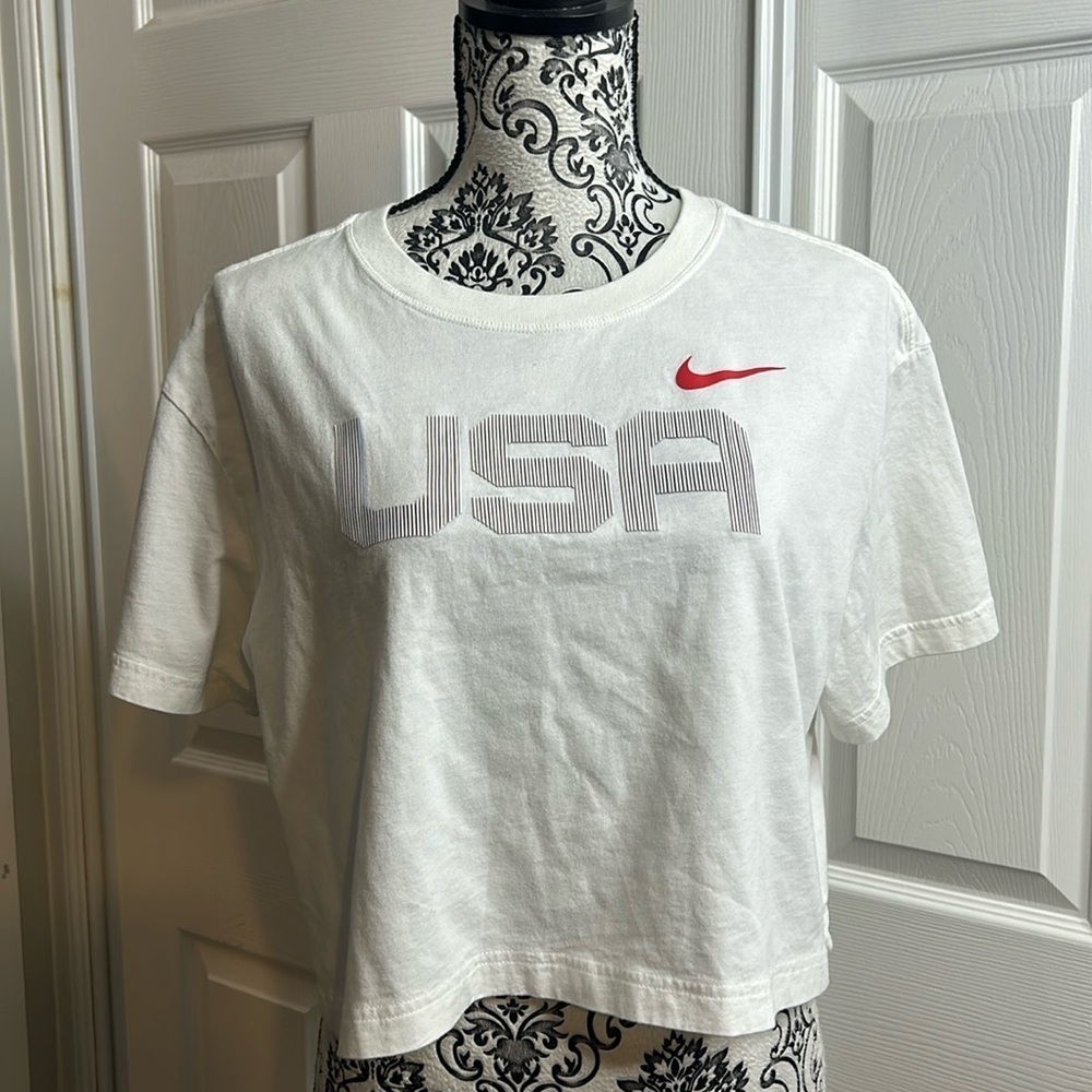Nike The Nike Tee White Crop Top USA Raised‎ Lettering L